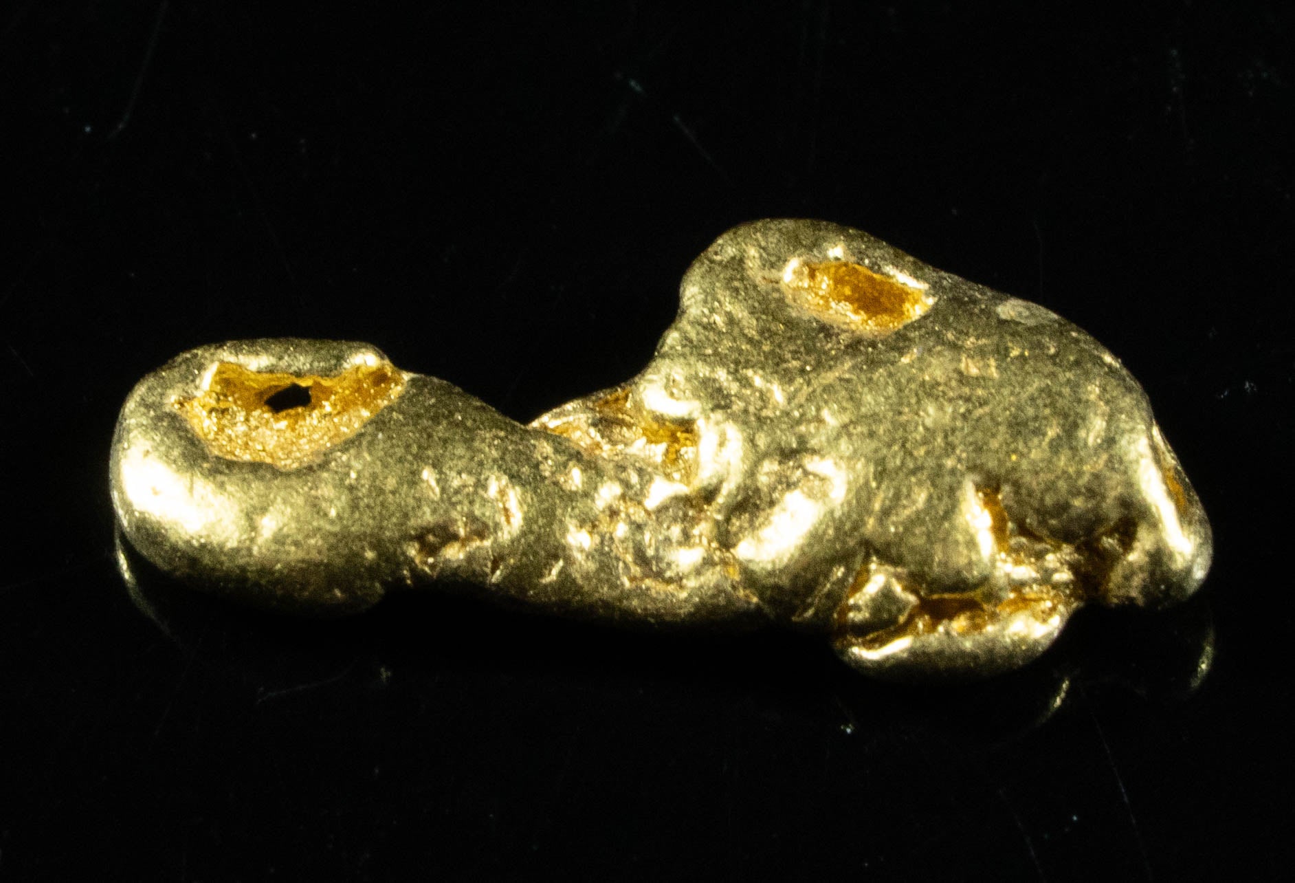 DSC07220.jpg #119 Alaskan BC Natural Gold Nugget .97 Grams Genuine - Image 1