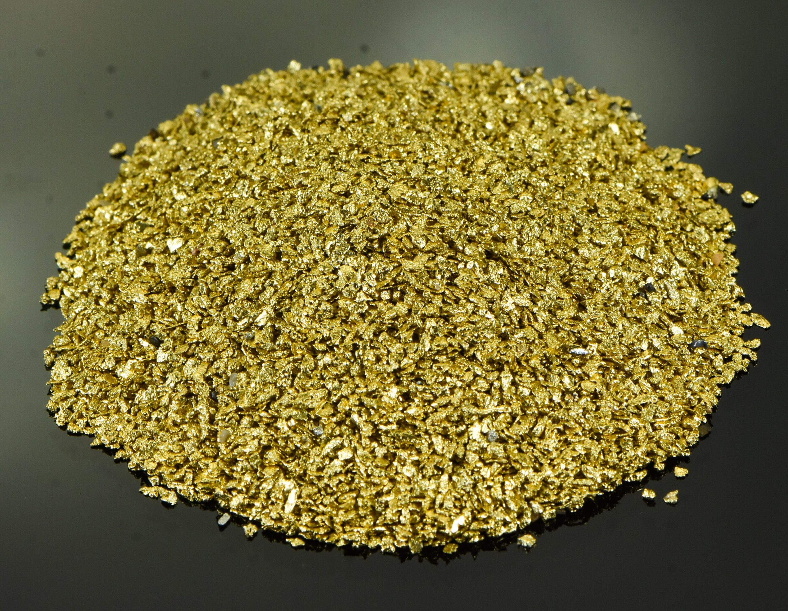 NBG_0961_05c2e2dd-0ea3-494d-bd77-8f6f060e2723.jpg Alaskan Yukon Gold Rush Nuggets 18 Mesh 5 Troy Ounce 155.5 Grams - Image 1