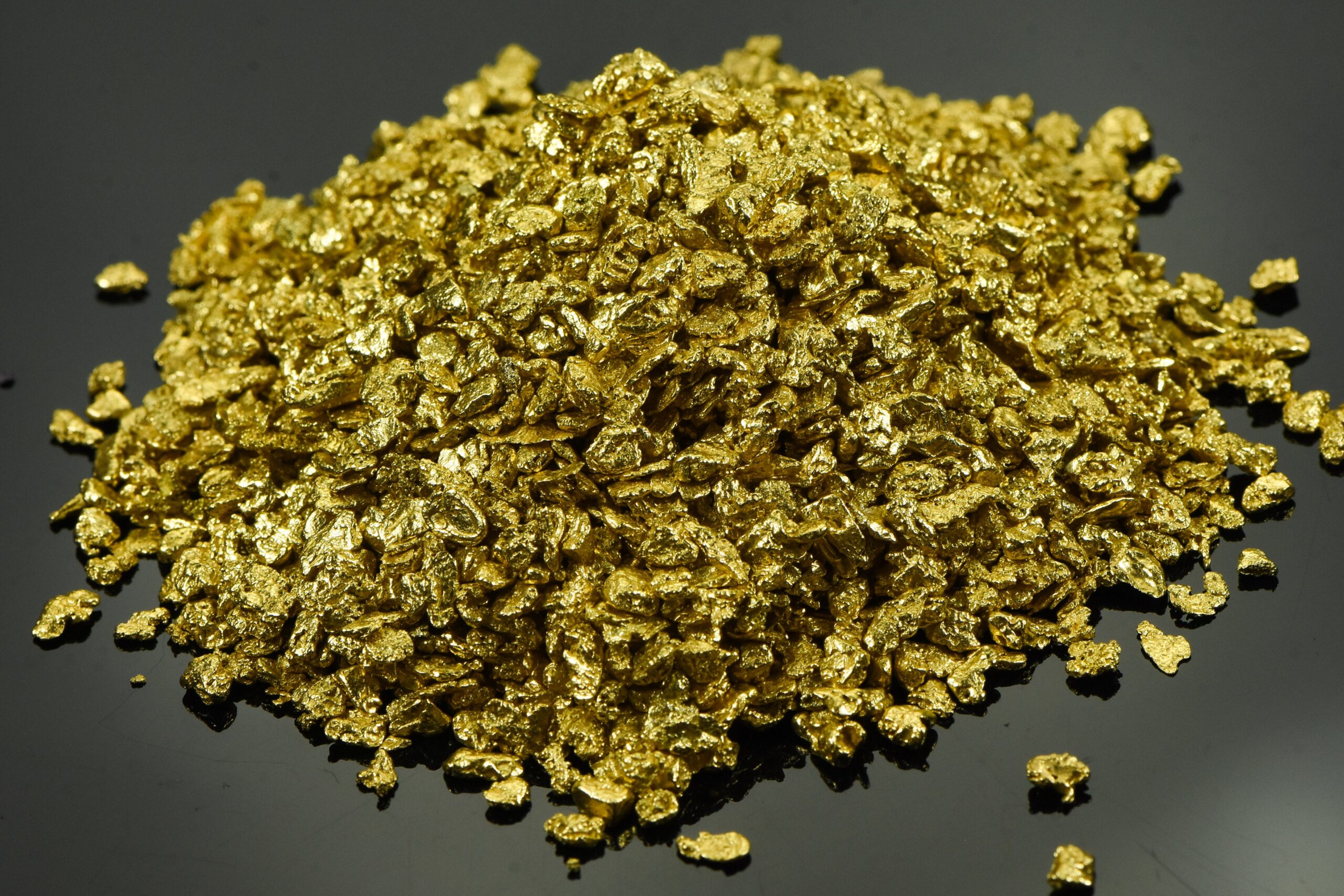 NBG_9231.jpg Alaskan Yukon Gold Rush Nuggets 10 Mesh 1 Troy OZ 31.1 Gram 20 DWT - Image 1