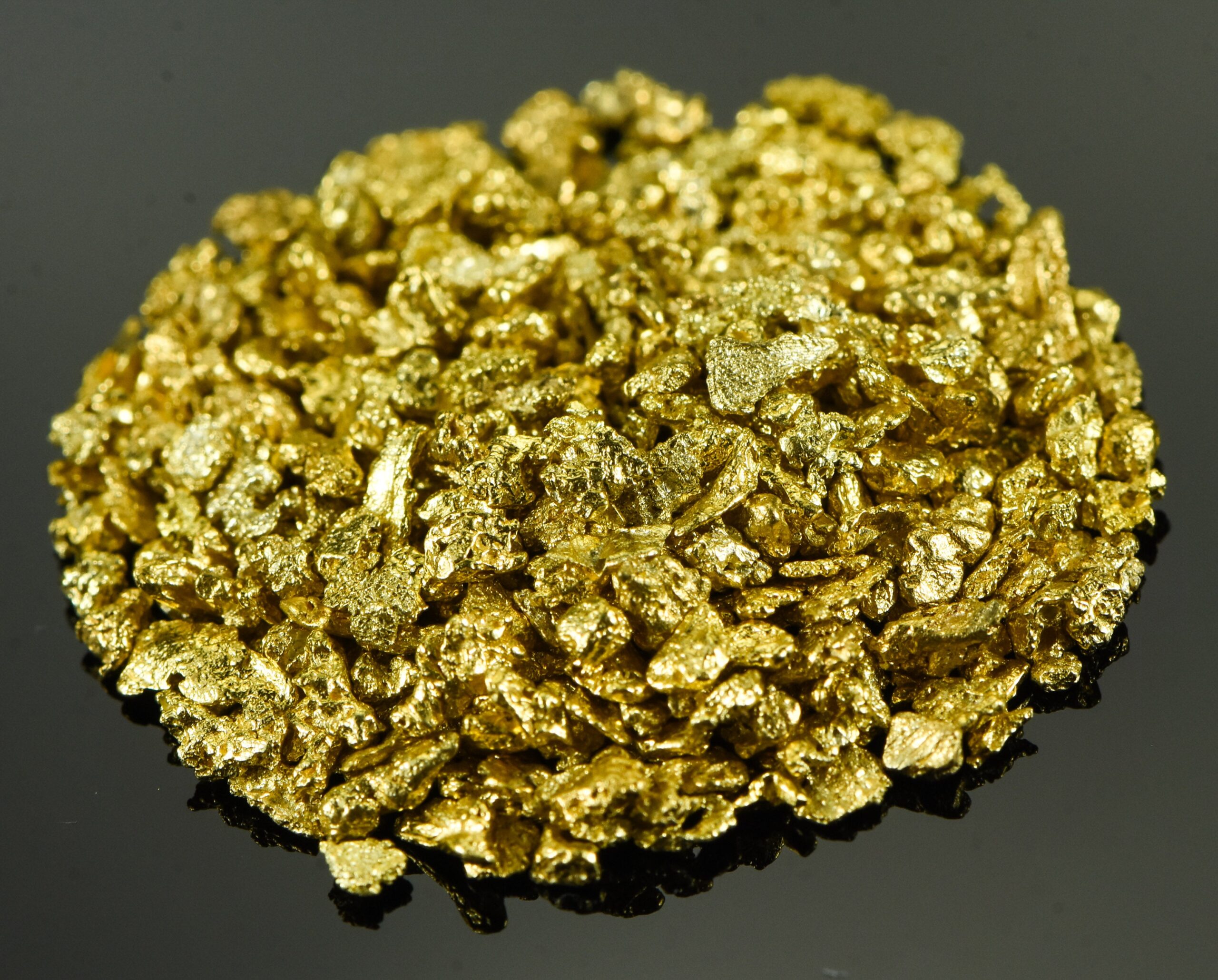 NBG_9374.jpg Alaskan Yukon Gold Rush Nuggets 12 Mesh 1/2 Troy Oz 15.5 Grams or 10 DWT - Image 1
