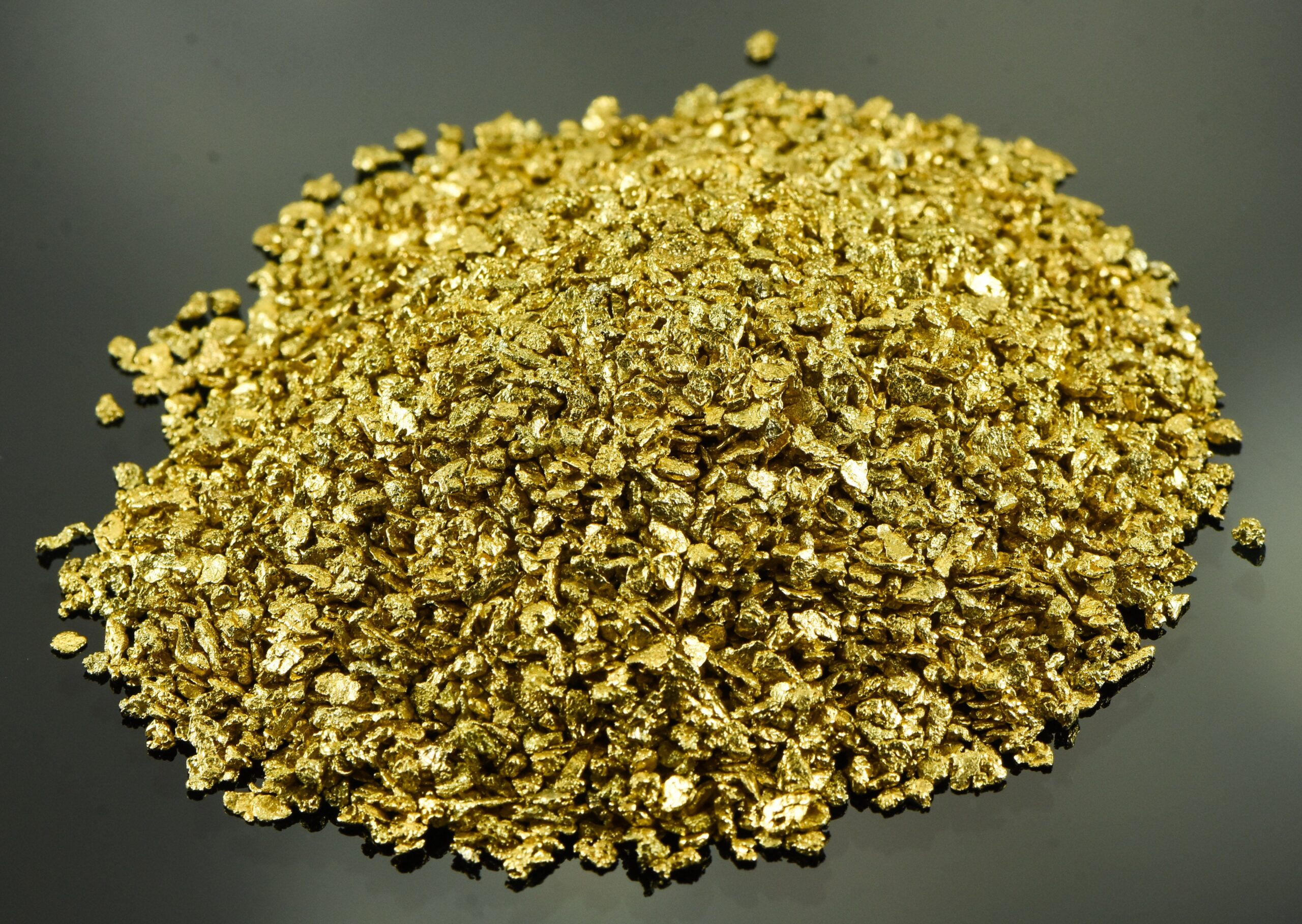 NBG_9816.jpg Alaskan Yukon Gold Rush Nuggets 14 Mesh 5 Troy Ounce - Image 1